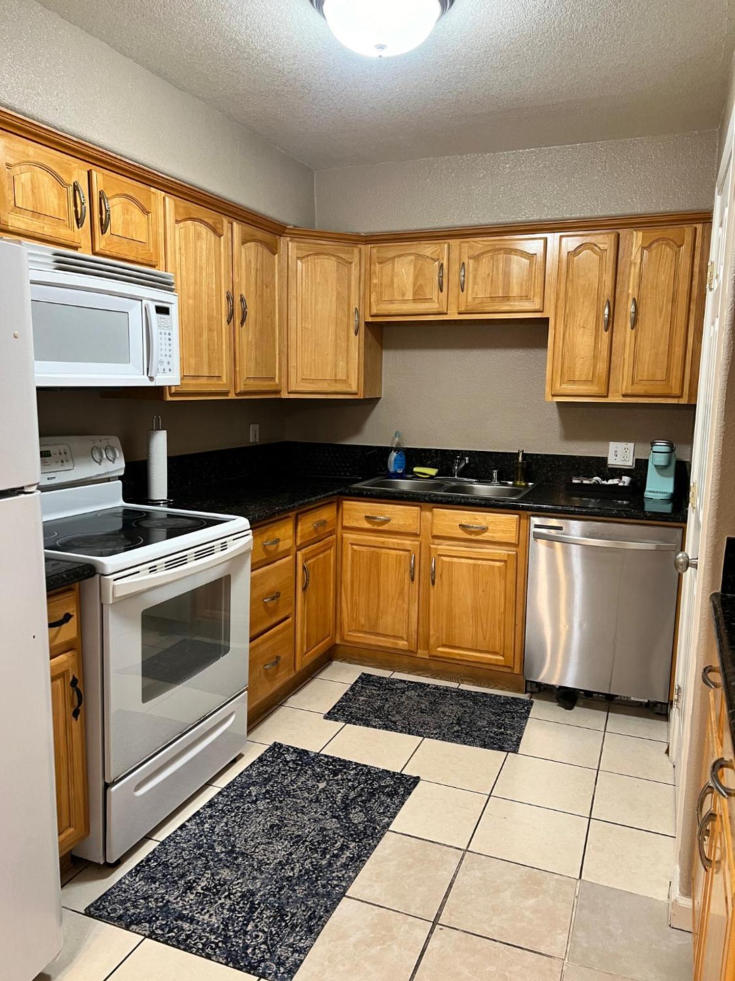 Quiet 1Bed,1Bath Condo With Free Parking Fresno Luaran gambar