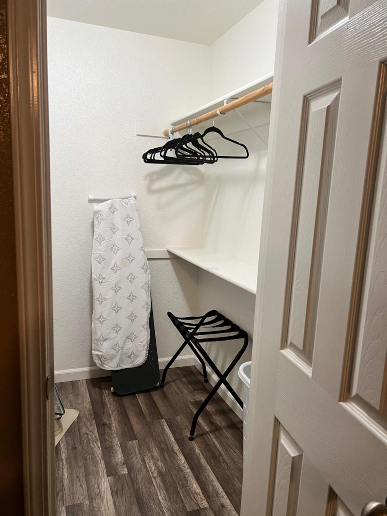 Quiet 1Bed,1Bath Condo With Free Parking Fresno Luaran gambar